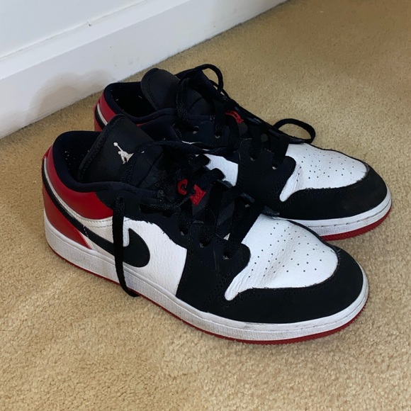 COPY - Air Jordan 1’s “black toe” - Picture 3 of 7